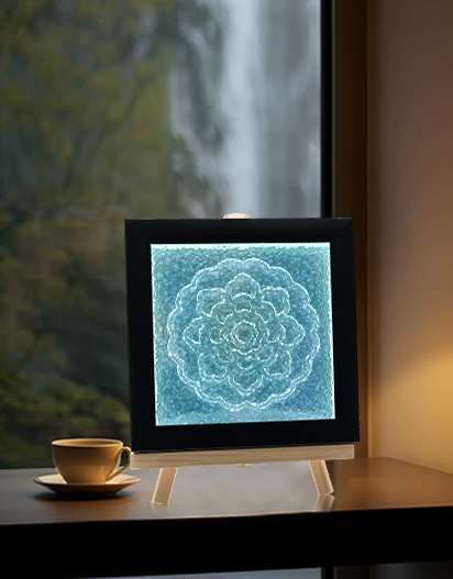 Patterned Crystal Lamp